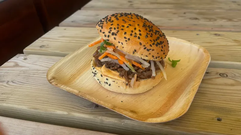 Fatland brisket-burger